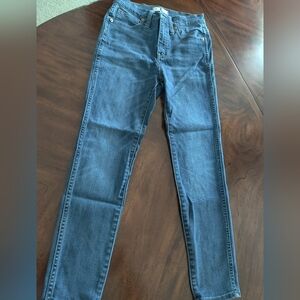 Madewell Women's Skinny Jeans - Classic Blue